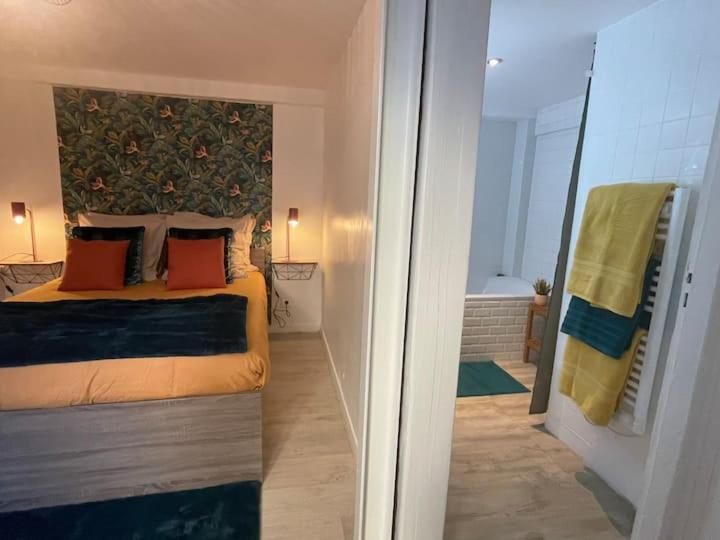 Apartamento Comme Un Air De Provence A Blois Exterior foto