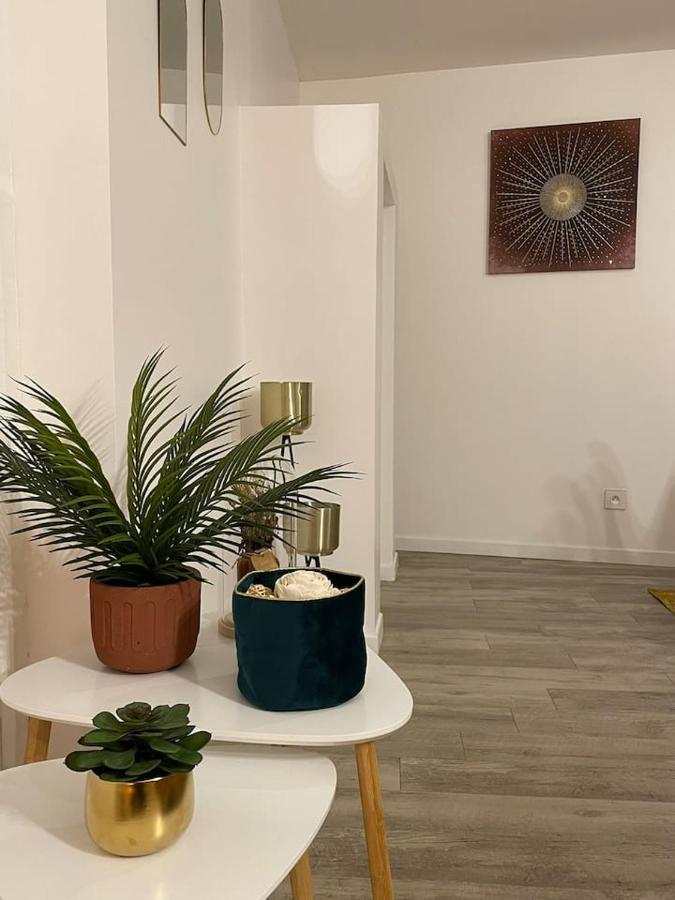 Apartamento Comme Un Air De Provence A Blois Exterior foto