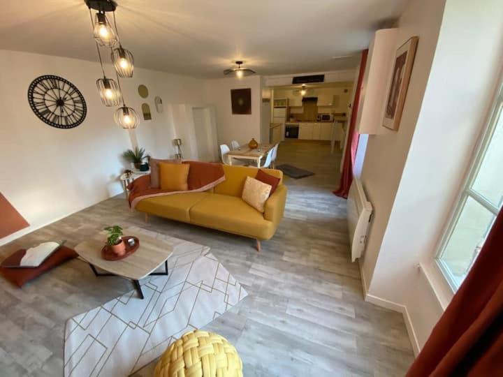Apartamento Comme Un Air De Provence A Blois Exterior foto