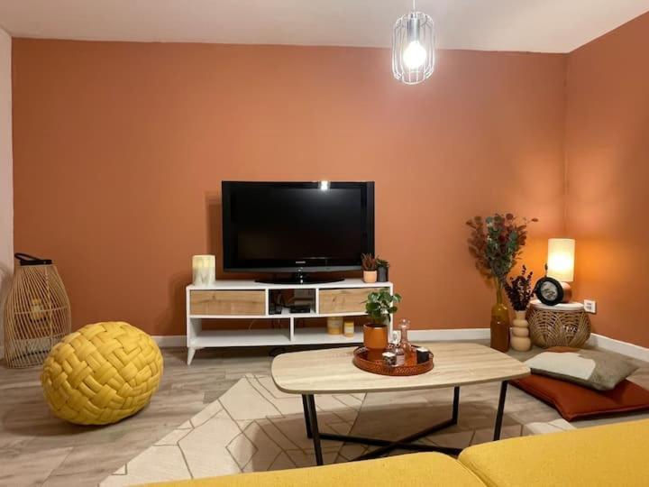 Apartamento Comme Un Air De Provence A Blois Exterior foto